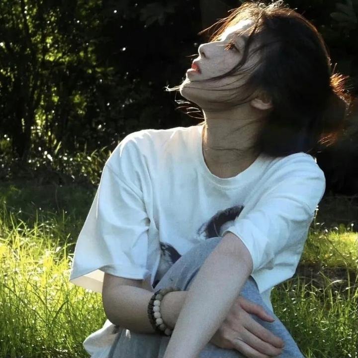 酷爱电影的庞波小姐